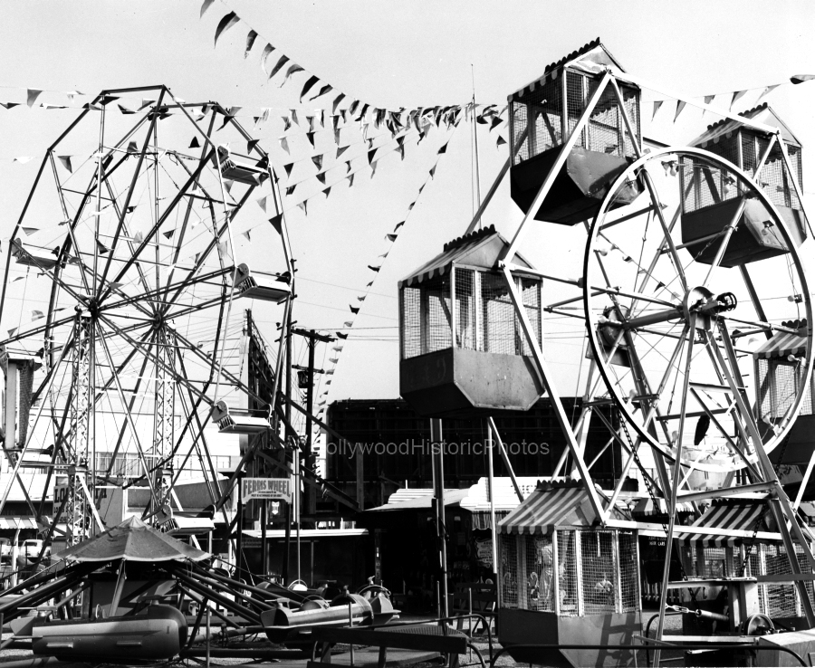 Beverly Park 1951 Amusement Park and Pony Rides wm.jpg